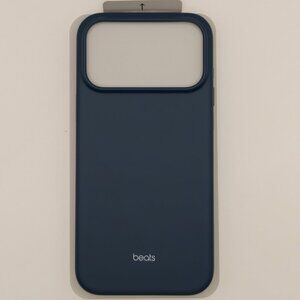 Beats by Dr. Dre iPhone 17 Pro Max Case – Brand New